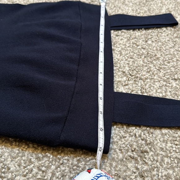 Michelle Smith NWT Navy Blue Ingrid Knit Tank Top Size XS Est. MMXX - Picture 13 of 16